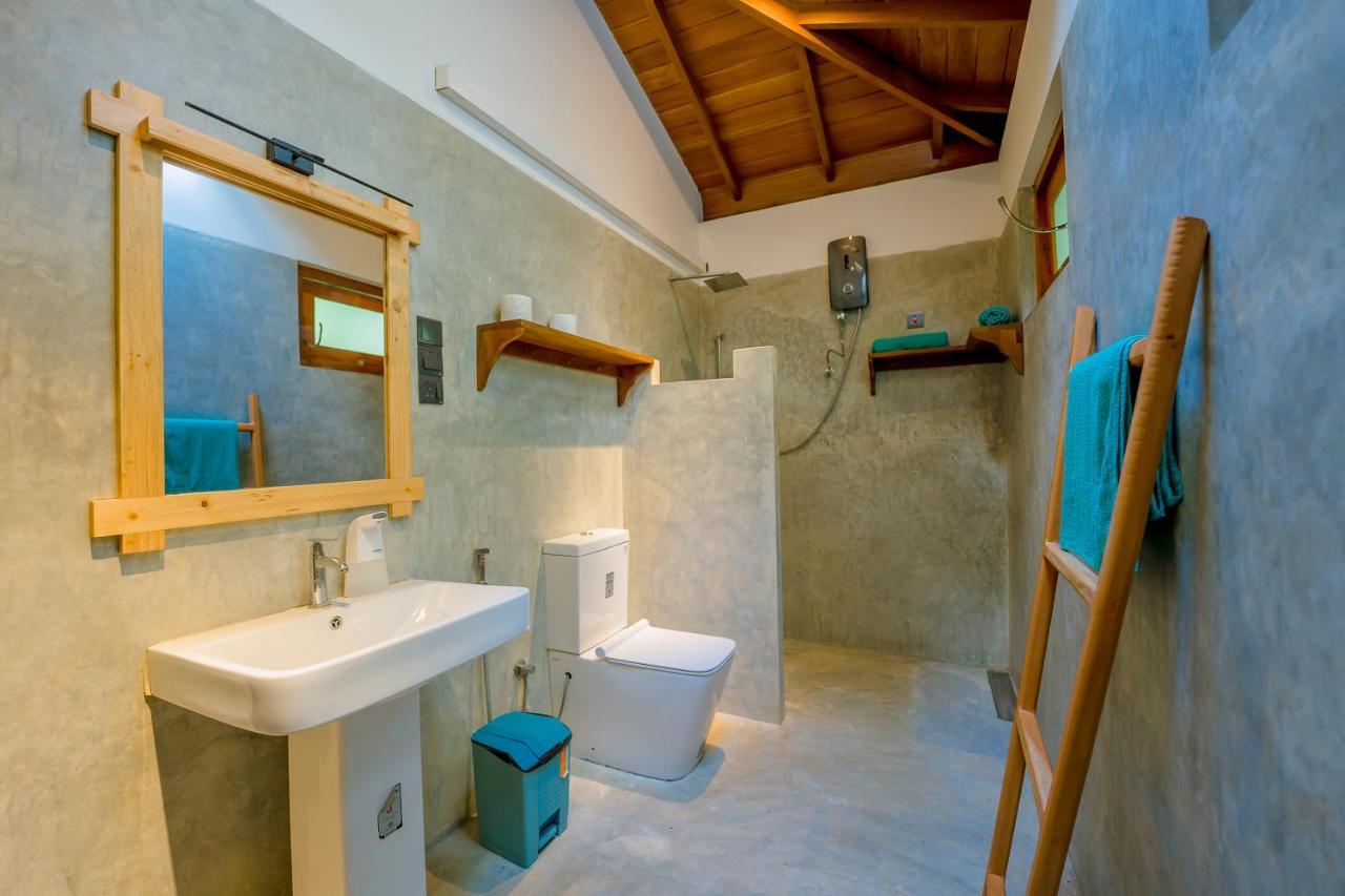 אונה ואטונה Sixth Sense Hostel מראה חיצוני תמונה